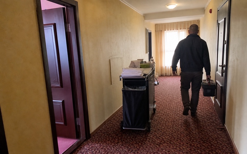 Dezinsekcija viesnīcā un hostelī